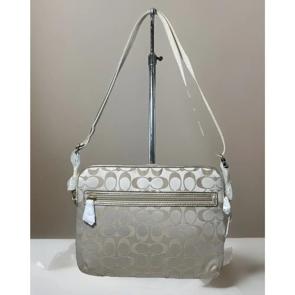 NEW Rare Coach Daisy Applique iPad / Tablet Crossbody Case # F63818